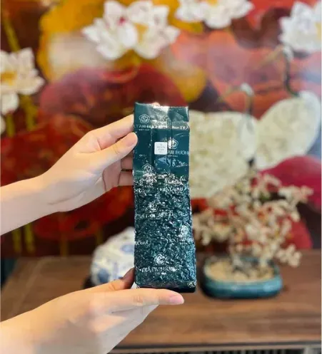 Trà Đông Phương Mỹ Nhân 100g (Hút Chân Không)